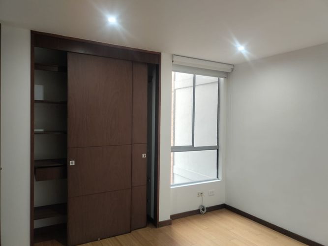 Apartamento de 3 alcobas en arriendo en El Poblado, Medellín, 88 m² · foto 8 de 18