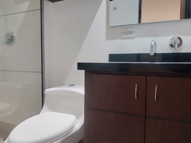 Apartamento de 3 alcobas en arriendo en El Poblado, Medellín, 88 m² · foto 18 de 18