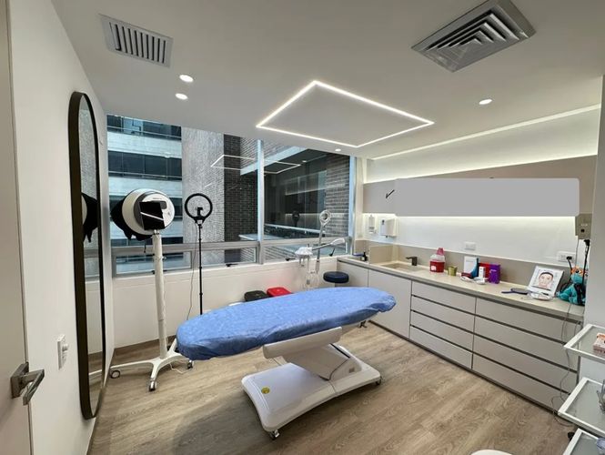 Consultorio en venta en El Poblado, Medellín, 35 m² · foto 4 de 7