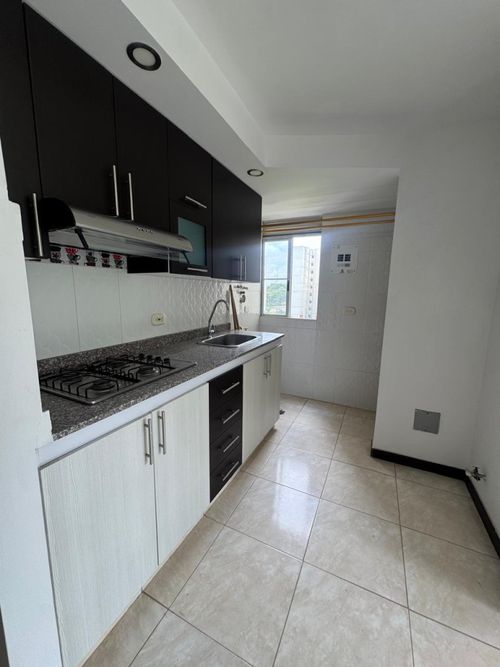 Apartamento de 2 alcobas en venta en La Pradera, Jamundí, 62 m² · foto 7 de 18