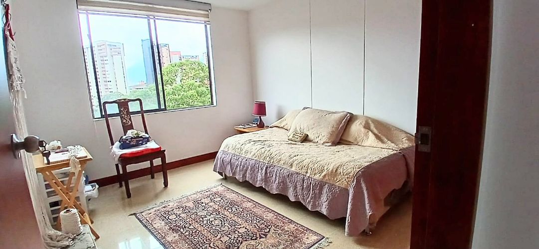 Apartamento en venta en El Campestre, Medellín · foto 8 de 18