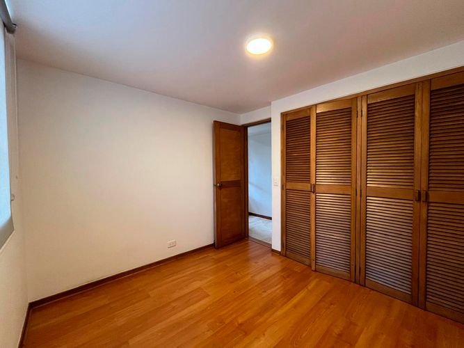 Apartamento de 3 alcobas en arriendo en Las Lomas, Medellín, 91 m² · foto 9 de 14