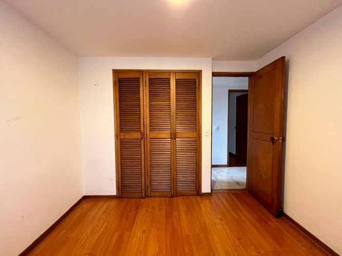 Apartamento de 3 alcobas en arriendo en Las Lomas, Medellín, 91 m² · foto 12 de 14