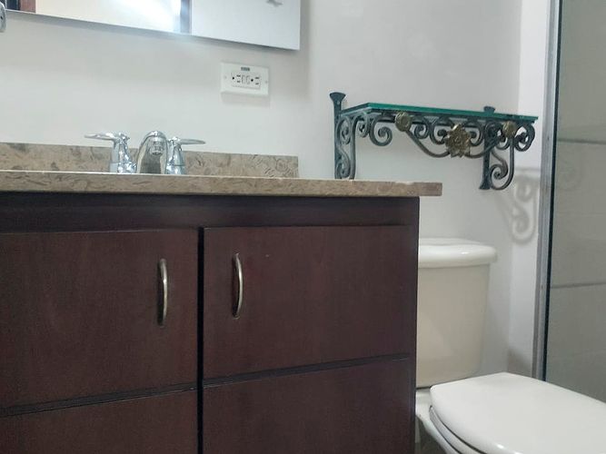 Apartamento de 3 alcobas en arriendo en El Poblado, Medellín, 73 m² · foto 14 de 14