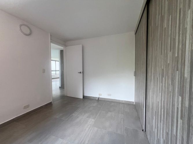 Apartamento en arriendo en El Poblado, Medellín, 100 m² · foto 10 de 16