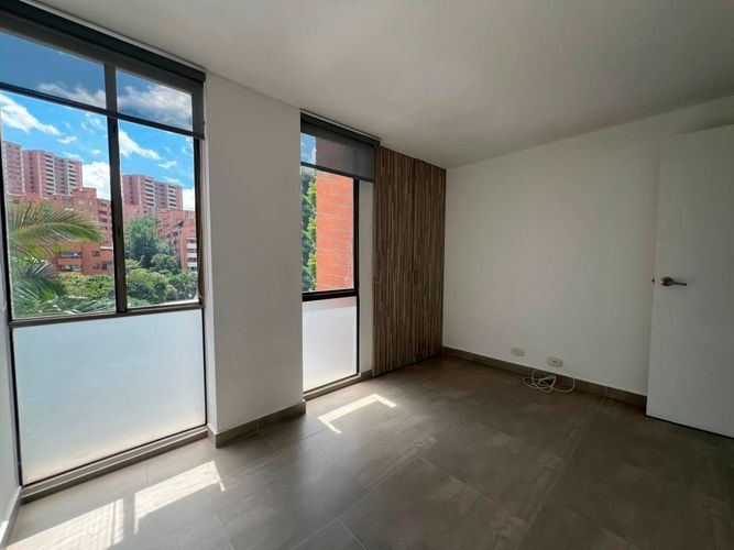 Apartamento en arriendo en El Poblado, Medellín, 100 m² · foto 12 de 16