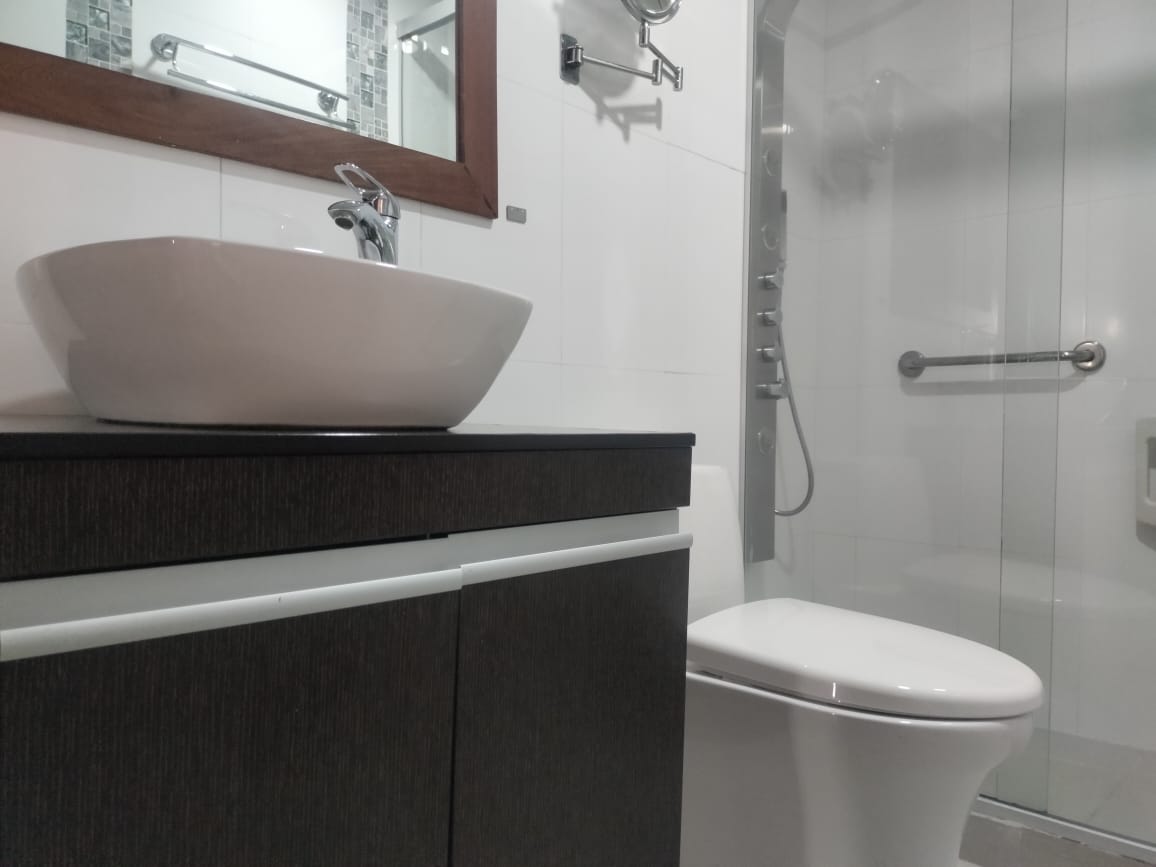 Apartamento en venta en Villa Santa Teresa, Envigado · foto 14 de 16