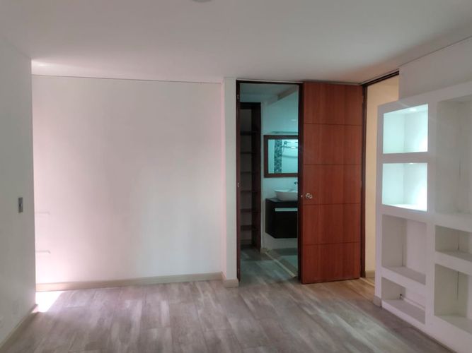 Apartamento de 2 alcobas en arriendo en Villa Santa Teresa, Envigado, 80 m² · foto 13 de 16