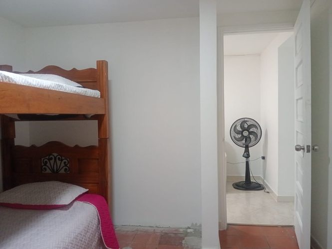Casa de 3 alcobas en venta en Laureles, Medellín, 130 m² · foto 6 de 16
