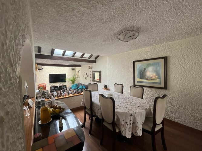 Casa de 3 alcobas en venta en Pontevedra, Bogotá, 210 m² · foto 4 de 24