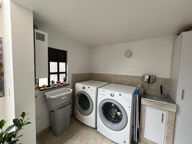 Casa de 3 alcobas en venta en Pontevedra, Bogotá, 210 m² · foto 11 de 24