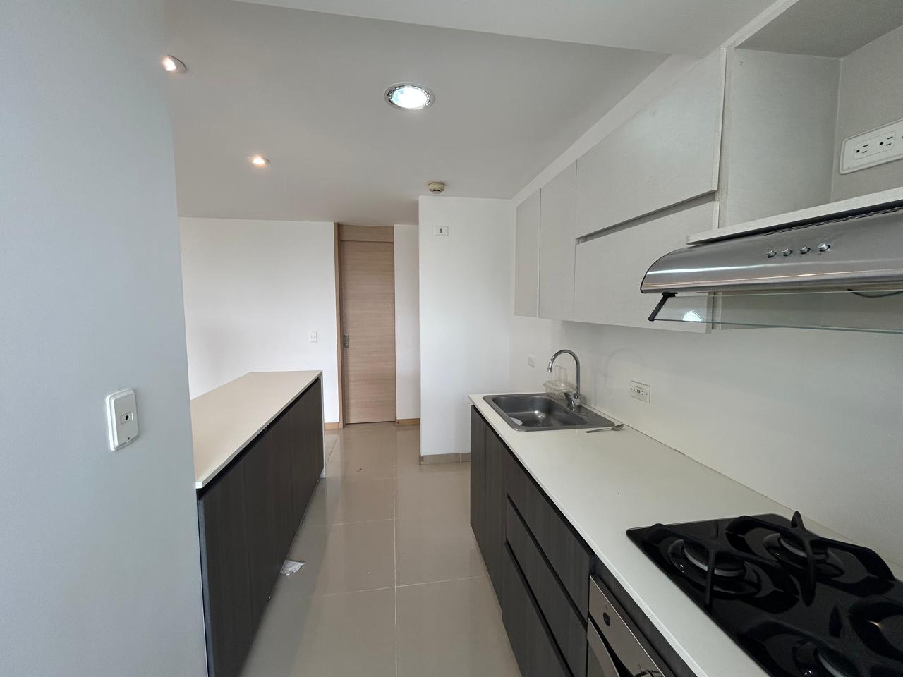 Apartamento en venta en Loma Del Esmeraldal, Envigado · foto 7 de 15