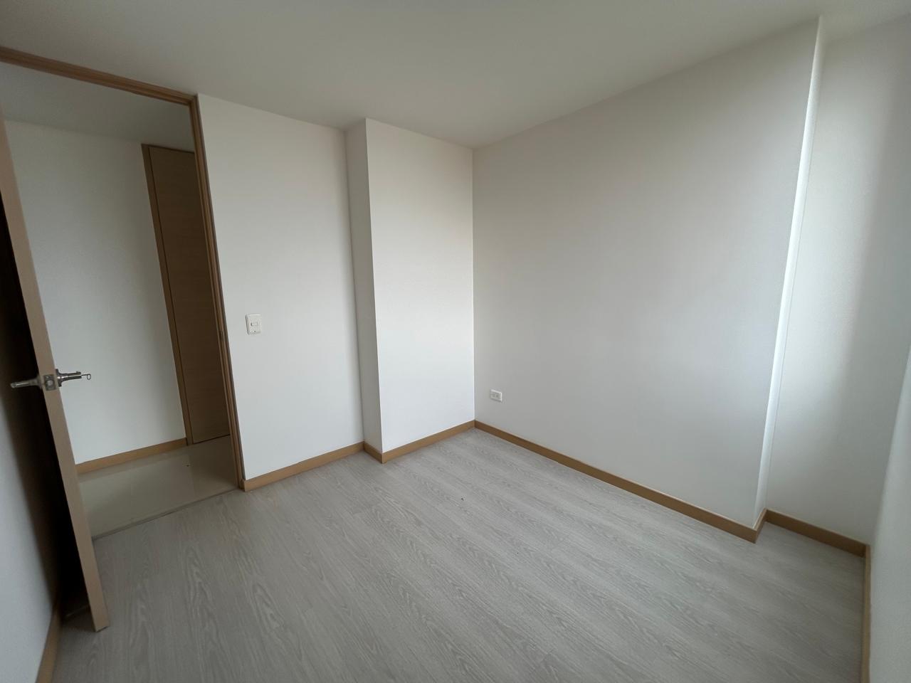 Apartamento en venta en Loma Del Esmeraldal, Envigado · foto 15 de 15