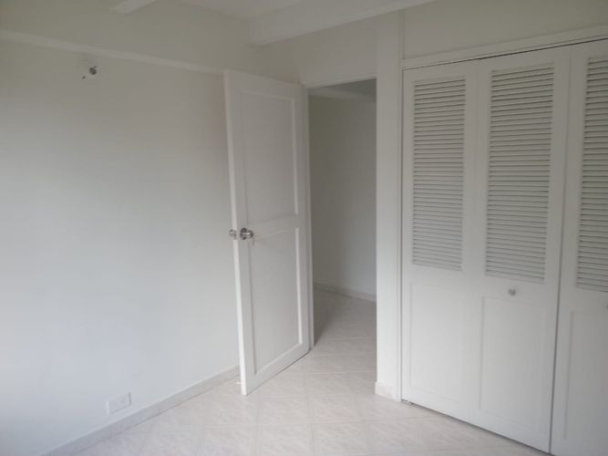 Apartamento de 3 alcobas en arriendo en El Poblado, Medellín, 95 m² · foto 11 de 18