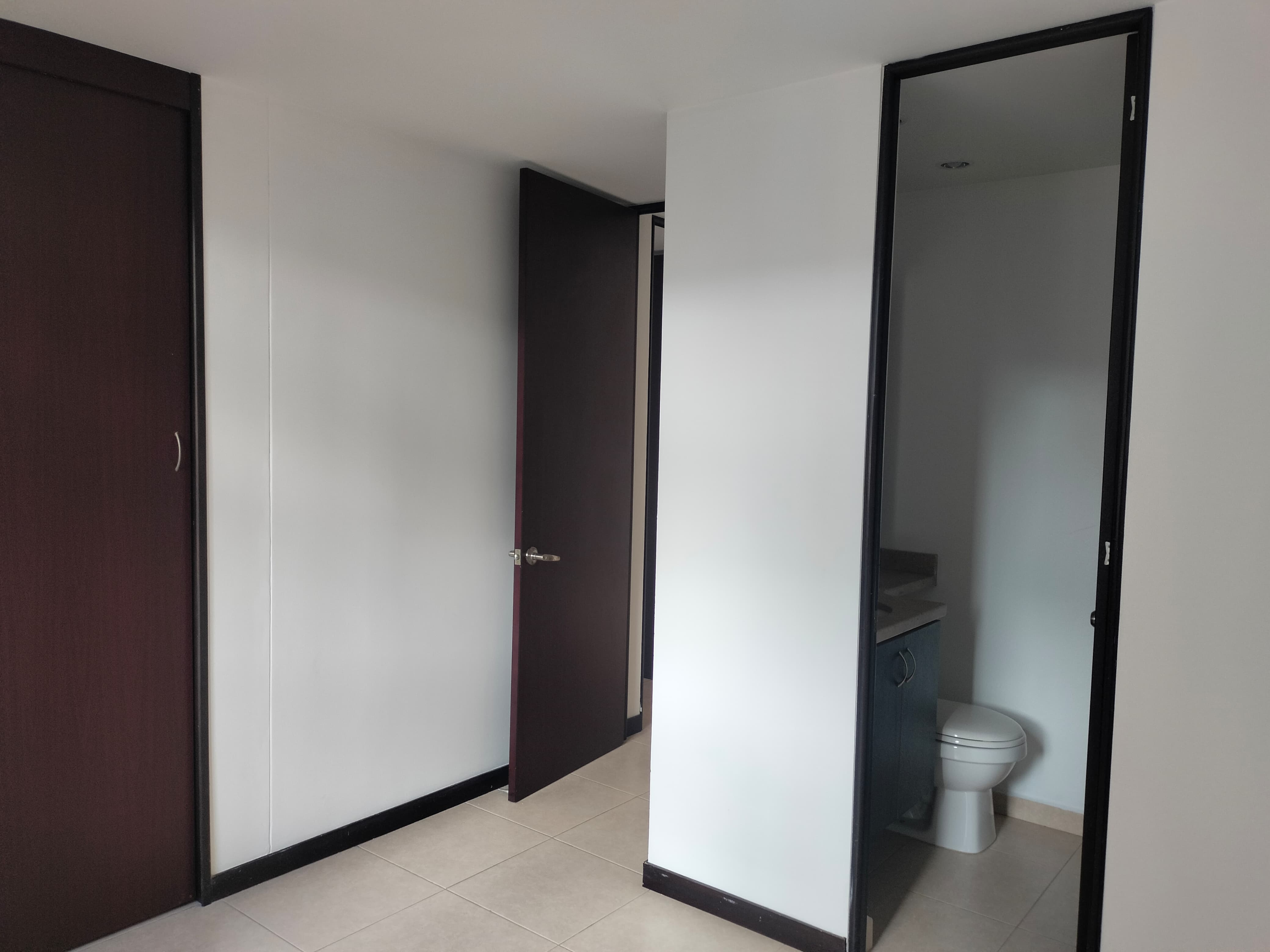 Apartamento en arriendo en El Poblado, Medellín · foto 7 de 14