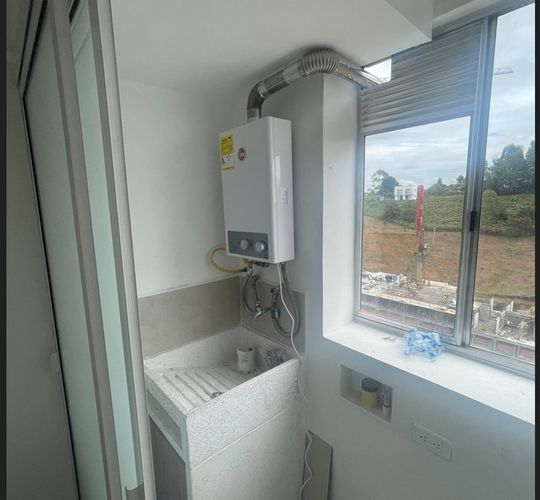 Apartamento de 2 alcobas en venta en Fontibon, Rionegro, 71 m² · foto 5 de 16