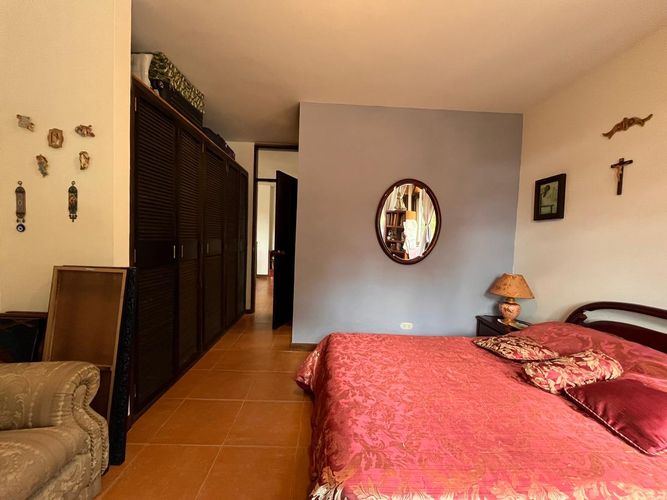 Casa de 4 alcobas en venta en El Retiro, 243 m² · foto 8 de 20