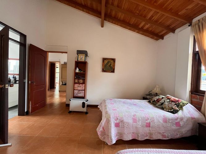 Casa de 4 alcobas en venta en El Retiro, 243 m² · foto 10 de 20