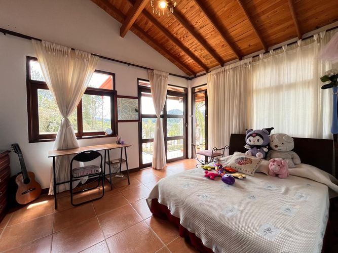 Casa de 4 alcobas en venta en El Retiro, 243 m² · foto 14 de 20