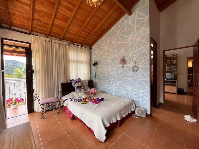 Casa de 4 alcobas en venta en El Retiro, 243 m² · foto 15 de 20