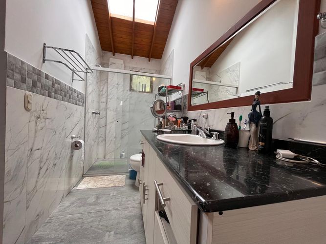 Casa de 4 alcobas en venta en El Retiro, 243 m² · foto 17 de 20