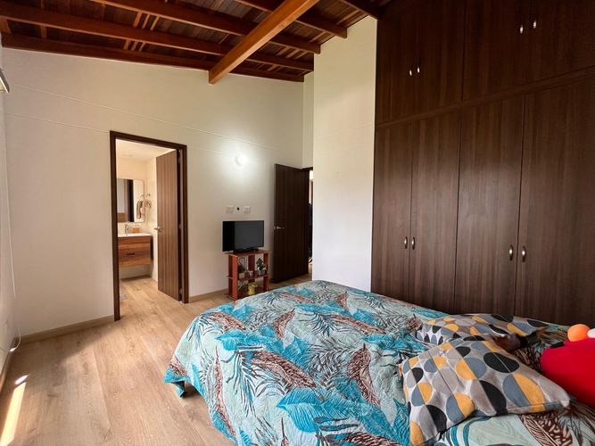 Casa de 3 alcobas en venta en El Retiro, 550 m² · foto 10 de 20