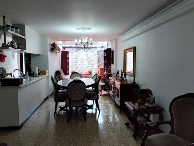 Apartamento de 3 alcobas en venta en El Poblado, Medellín, 165 m² · foto 3 de 19