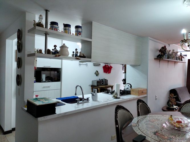 Apartamento de 3 alcobas en venta en El Poblado, Medellín, 165 m² · foto 5 de 19