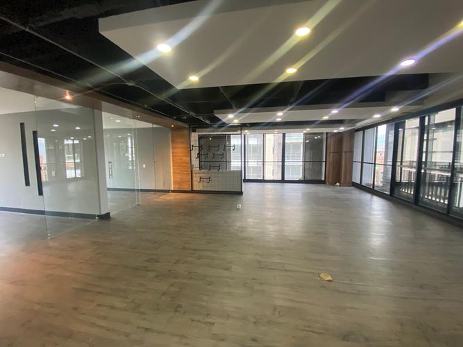 Oficina en arriendo en El Poblado, Medellín, 240 m² · foto 16 de 20
