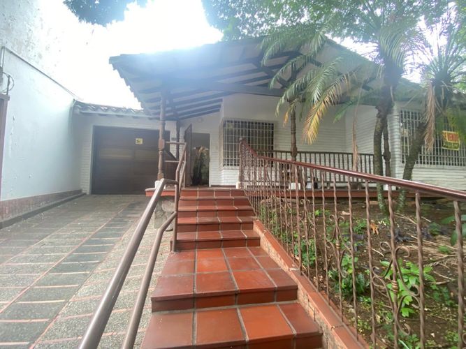 Oficina en venta en Cristales, Cali, 396 m² · foto 24 de 24