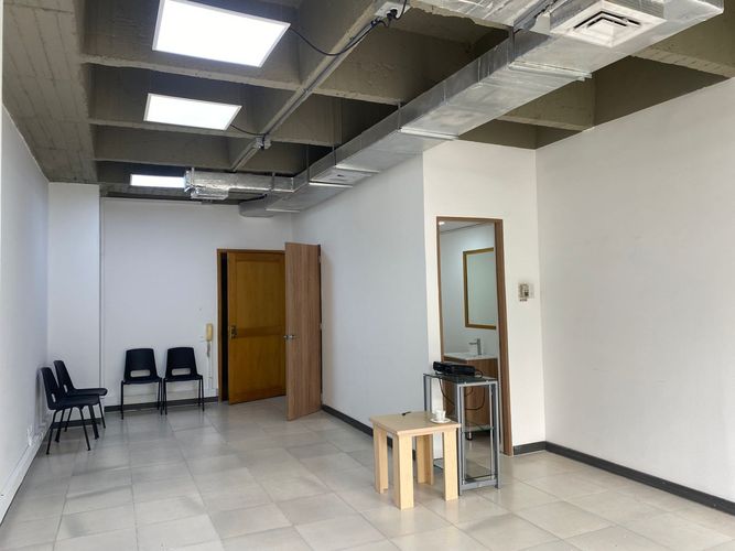 Oficina en arriendo en El Poblado, Medellín, 36 m² · foto 3 de 7