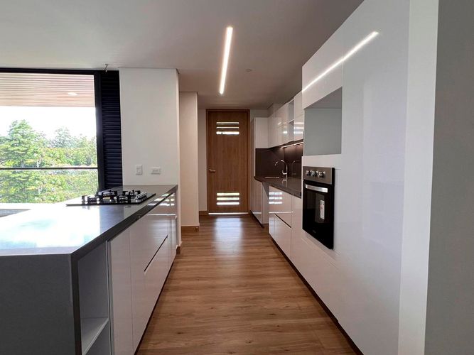 Apartamento de 3 alcobas en arriendo en Llano Grande, Rionegro, 140 m² · foto 4 de 15