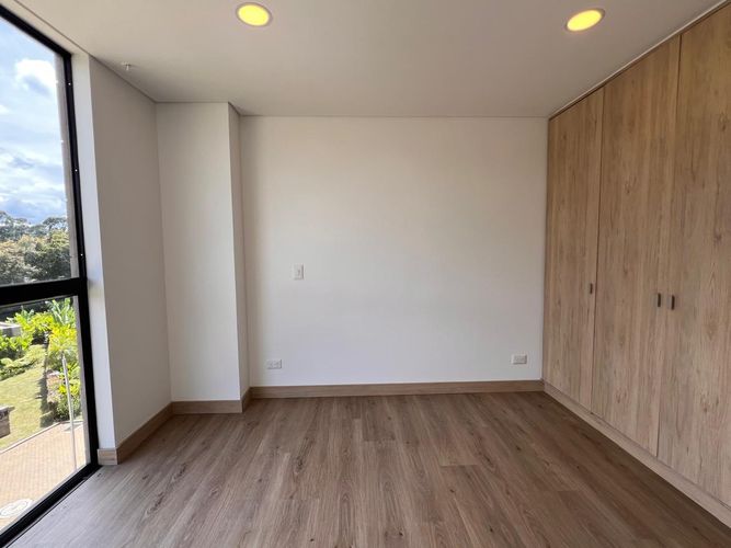 Apartamento de 3 alcobas en arriendo en Llano Grande, Rionegro, 140 m² · foto 6 de 15