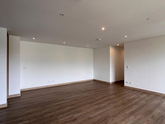 Apartamento de 3 alcobas en arriendo en Llano Grande, Rionegro, 140 m² · foto 9 de 15
