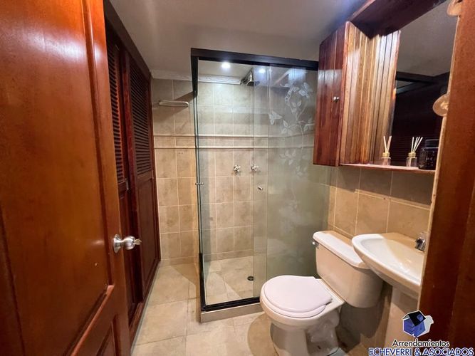 Apartamento de 2 alcobas en venta en Mayorca, Sabaneta, 74 m² · foto 5 de 11
