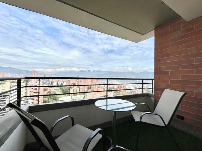 Apartamento de 3 alcobas en arriendo en El Poblado, Medellín, 87 m² · foto 17 de 17