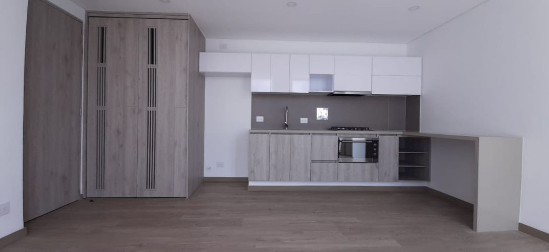 Apartaestudio en venta en Las Nieves, Bogotá, 95 m² · foto 2 de 8