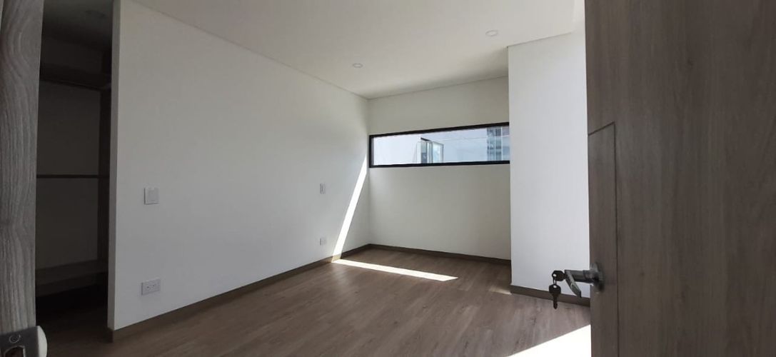 Apartaestudio en venta en Las Nieves, Bogotá, 95 m² · foto 5 de 8