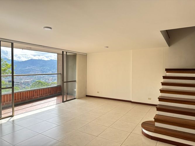 Apartamento de 3 alcobas en arriendo en El Poblado, Medellín, 120 m² · foto 3 de 19