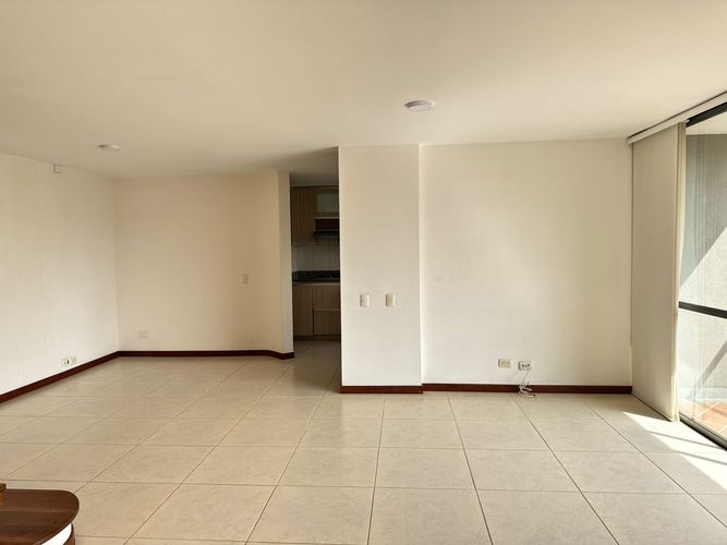 Apartamento de 3 alcobas en arriendo en El Poblado, Medellín, 120 m² · foto 9 de 19