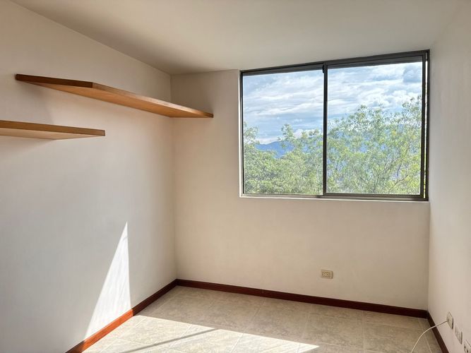 Apartamento de 3 alcobas en arriendo en El Poblado, Medellín, 120 m² · foto 11 de 19