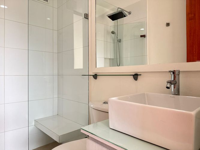 Apartamento de 3 alcobas en arriendo en El Poblado, Medellín, 120 m² · foto 17 de 19