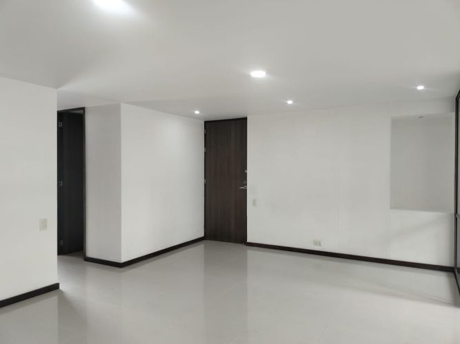 Apartamento en arriendo en El Poblado, Medellín · foto 8 de 17
