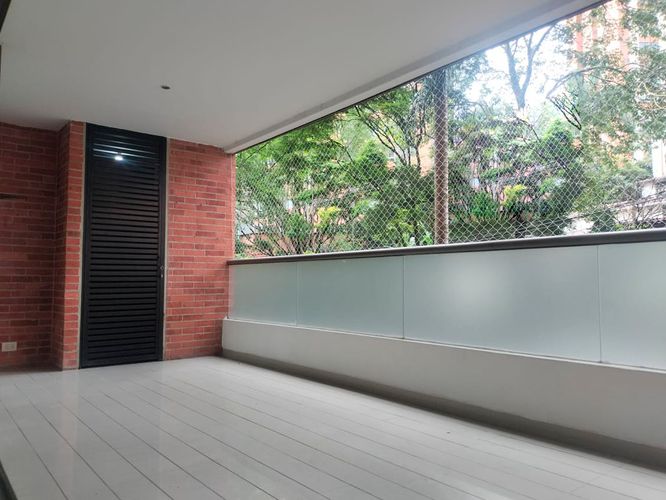 Apartamento en arriendo en El Poblado, Medellín · foto 15 de 17