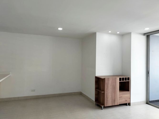 Apartamento de 2 alcobas en arriendo en El Poblado, Medellín, 68 m² · foto 7 de 16