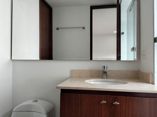 Apartamento de 2 alcobas en arriendo en El Poblado, Medellín, 68 m² · foto 14 de 16