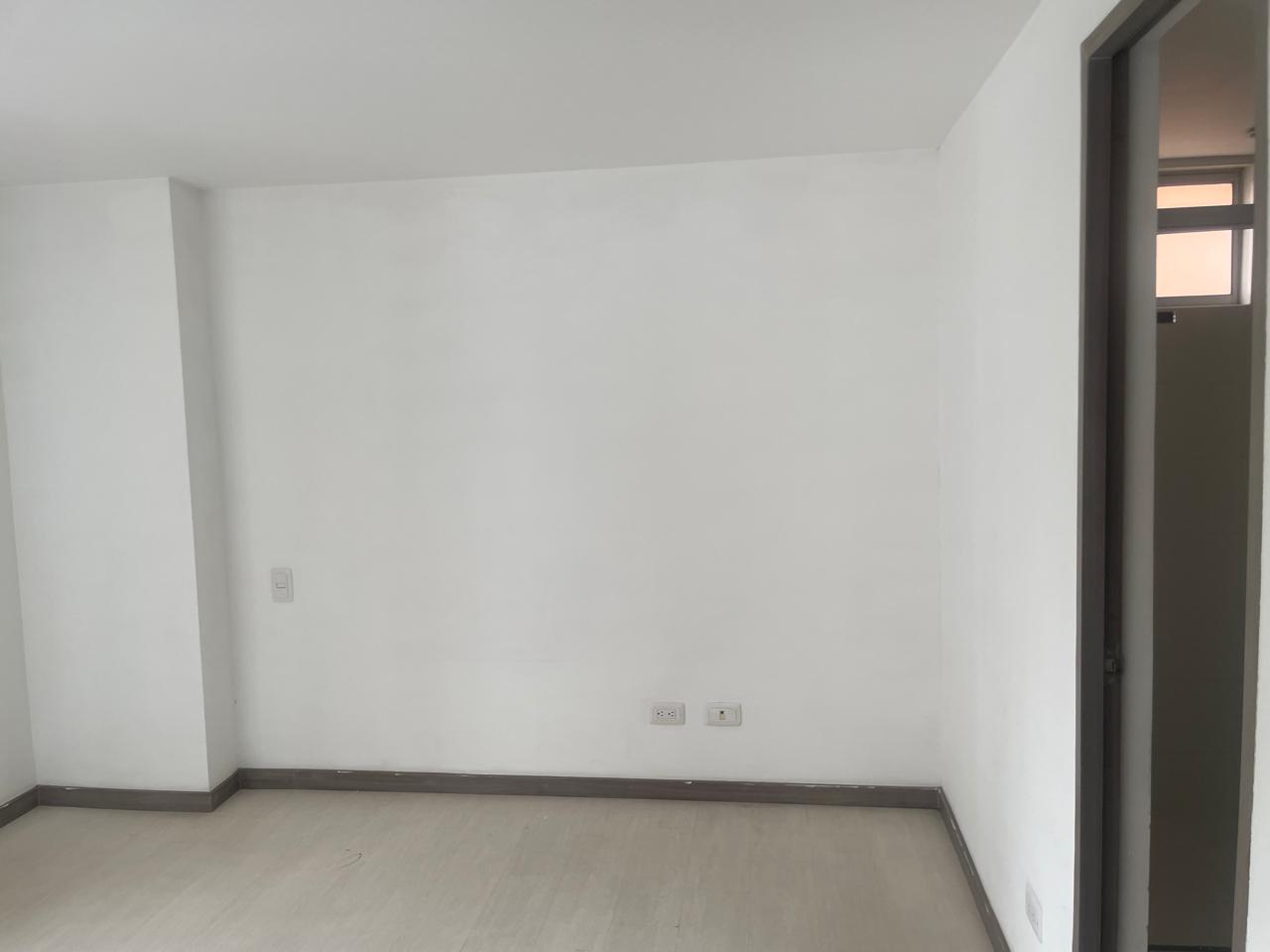 Apartamento en venta en Loma Del Esmeraldal, Envigado · foto 11 de 24