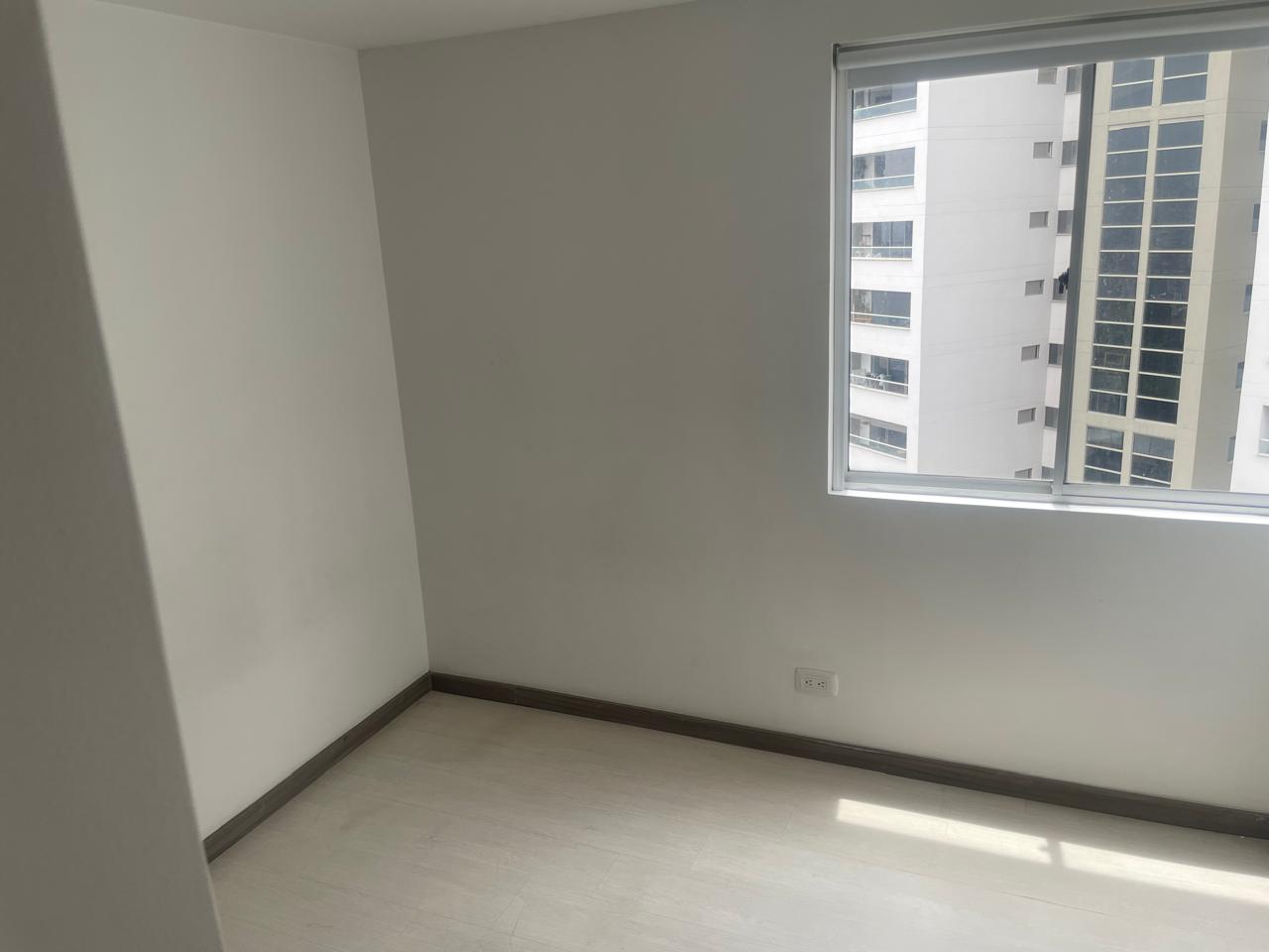 Apartamento en venta en Loma Del Esmeraldal, Envigado · foto 13 de 24