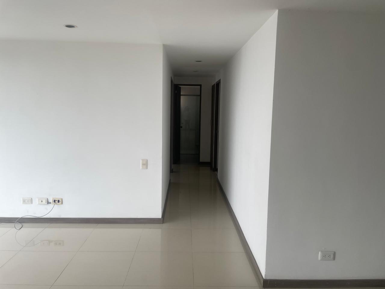 Apartamento en venta en Loma Del Esmeraldal, Envigado · foto 17 de 24
