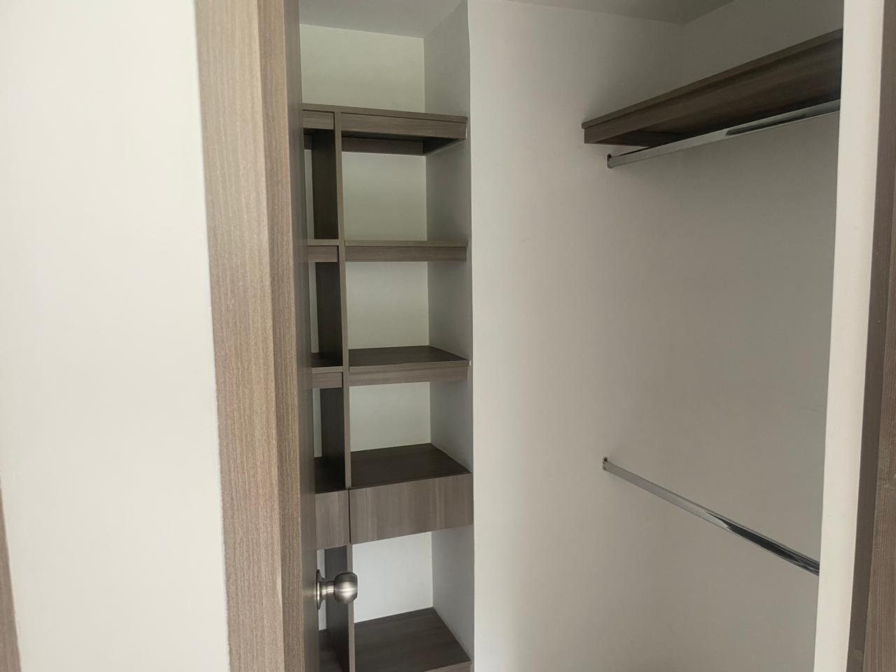 Apartamento en venta en Loma Del Esmeraldal, Envigado · foto 20 de 24